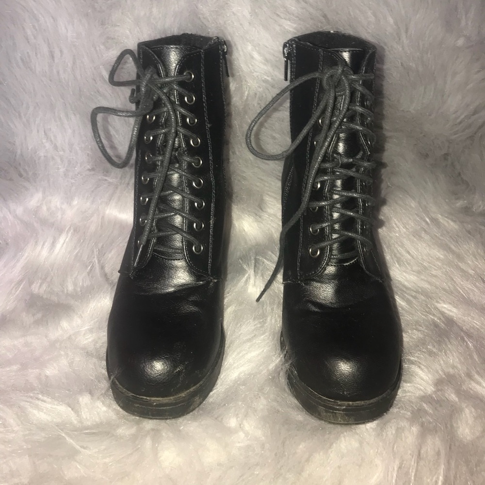 Steve Madden Lace Up Platform Combat Booties
